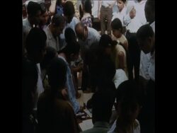 SYND 18-10-71 UGANDIAN ASIANS News Clip