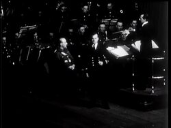 SERVICES STAGE News Clip