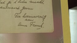 VOICED : Subastaran en Holanda poema de Ana Frank News Clip