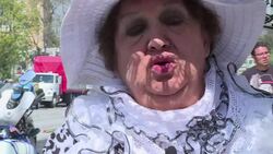 VOICED : Entierro de Chespirito en capital mexicana News Clip