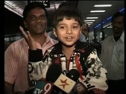 Child stars of Slumdog Millionaire off to the Oscars News Clip