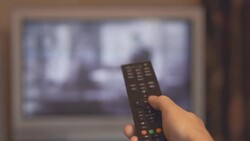 remote control not responding Stock Footage