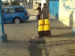 VOICED: Gaza struggles to find its water News Clip