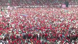 VOICED : Tailandia un muerto durante protestas News Clip