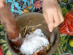 Making Som tam : Step4/5 Stock Footage
