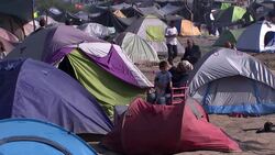 Migrants remain stranded at Greece border Instructional Video