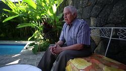 VOICED : El mexicano que jugo una tarde en el bote Granma de Castro News Clip