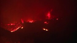CLEAN : Forest fires threaten inhabited areas by Chile's Vichuquen lake News Clip