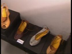 UPDATE Japanese theme form Belgian designer News Clip