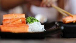 Crab eating in restaurants. Stock Footage
