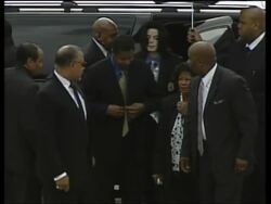 Singer arrives at court, ex-wife continues testimony News Clip