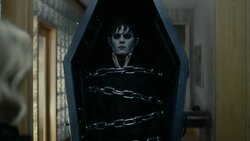 NEW Tim Burton, Michelle Pfeiffer and Chloe Grace Moretz on their love of Vampire movies and the seventies News Clip