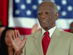MS Senior man and group of people getting sworn in for citizenship / Tampa, Florida, USA Stock Footage