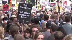 CLEAN : Tens of thousands CLEAN : march through London for migrants News Clip
