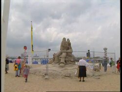 NETHERLANDS: SCHEVENINGEN: INTERNATIONAL SAND SCULPTURE FESTIVAL News Clip