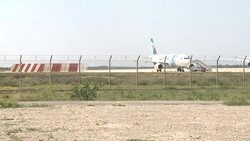 CLEAN : Hijacked Egyptian airliner in Cyprus News Clip