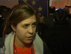 WRAP Reax to Obama winning peace prize ADDS reax Instructional Video