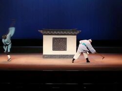 MS Artist performing qinqiang opera in theater, qinqiang is representative folk opera of northwest china AUDIO / xi'an, shaanxi, china Stock Footage