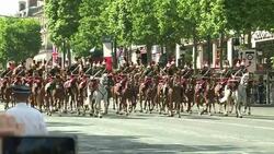CLEAN : Queen Elizabeth drives down Champs Elysees News Clip