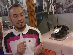 Mobile phone trends for 2009 News Clip