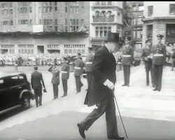 LONDON HONOURS MEMORY OF AMERICAN DEAD News Clip