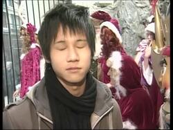 Drag Santa spanks naughty New Yorkers in shop window News Clip