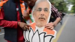 CLEAN : Modi headed for big win in key India state as counting begins News Clip