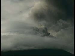 WA grey smoke and ash cloud rising quickly upwards from crater, zoom out, Mount Tunguragua, Ecuador Stock Footage