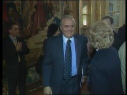 (v)FRANCE: KOSOVO: CLINTON PREPARED TO SEND TROOPS IF NECESSARY News Clip