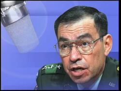 Former Iraq commander supports recall of most US troops News Clip