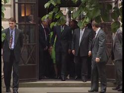 UK: LONDON: PRESIDENT MANDELA VISITS BANK OF ENGLAND News Clip