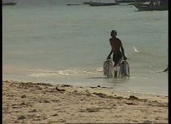 ROVING REPORTS: RR0033/C: TANZANIA: DHOWS News Clip