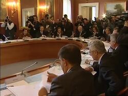 Protest over garbage crisis as cabinet meets in Naples News Clip