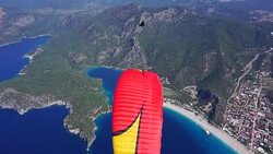 Enjoy the paragliding in Oludeniz. Stock Footage