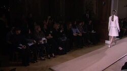 NEW Cameron Diaz sits front row at Valentino show Instructional Video