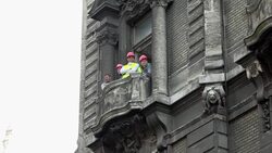 Thousands of Hungarians in anti-govt protest News Clip