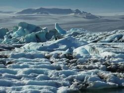 Flowing Icebergs globe warm warning Stock Footage