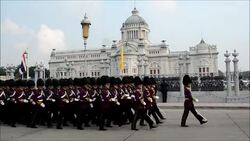 CLEAN : Thai king calls for unity in birthday News Clip