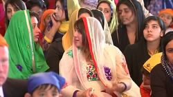 David and Samantha Cameron Guru Nanak Darbar Gurdwara  - General Election 2015 News Clip