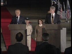 ISRAEL: BEN GURION AIRPORT:  RECEPTION FOR US PRESIDENT CLINTON News Clip