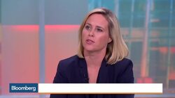 Clinton Has Six Point Lead Over Trump in Bloomberg Poll News Clip