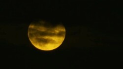 Moon close up long lens Stock Footage