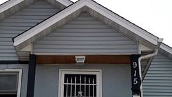 CLEAN : Minneapolis residents recall memories with Prince News Clip