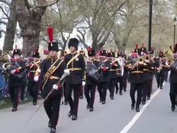 Queen Elizabeth II 86th Birthday Gun Salute at Hyde Park Stock Footage