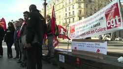 VOICED : Paris a merced de las ratas News Clip