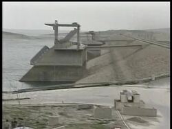 Engineers say Iraq's largest dam in Mosul is in danger of catastrophic failure despite a large pledge of U.S. support. News Clip
