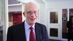 Nobel Economics Winner Sizes Up Economy as 'OK' Instructional Video