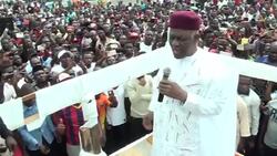 CLEAN : Cameroun's anglophone community marches for reform News Clip