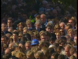 WRAP adds more shots from St Paul's service News Clip