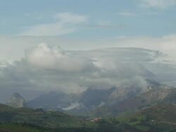 Evolution clouds in the mountains Stock Footage